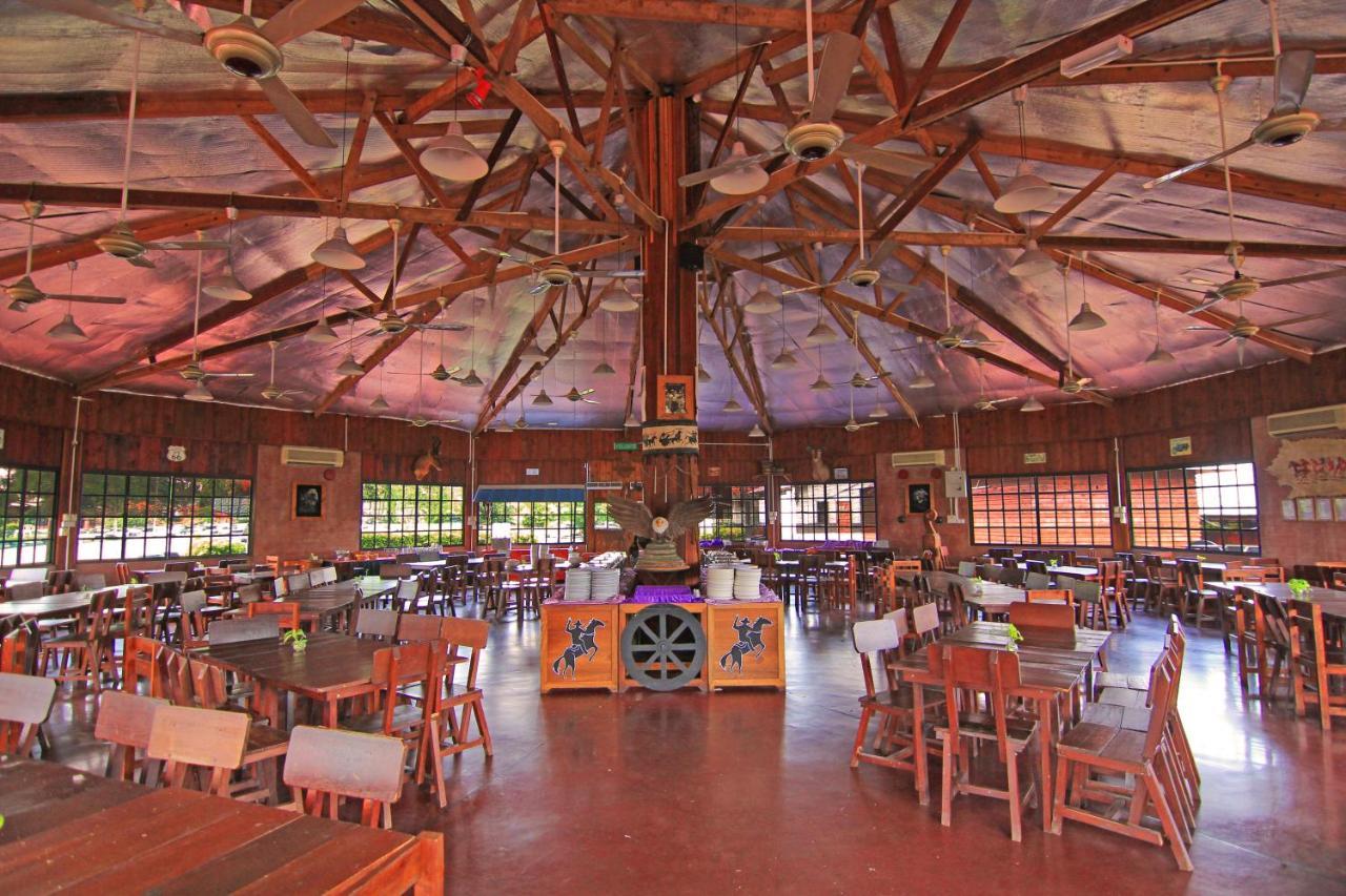 Eagle Ranch Resort Port Dickson Exterior photo