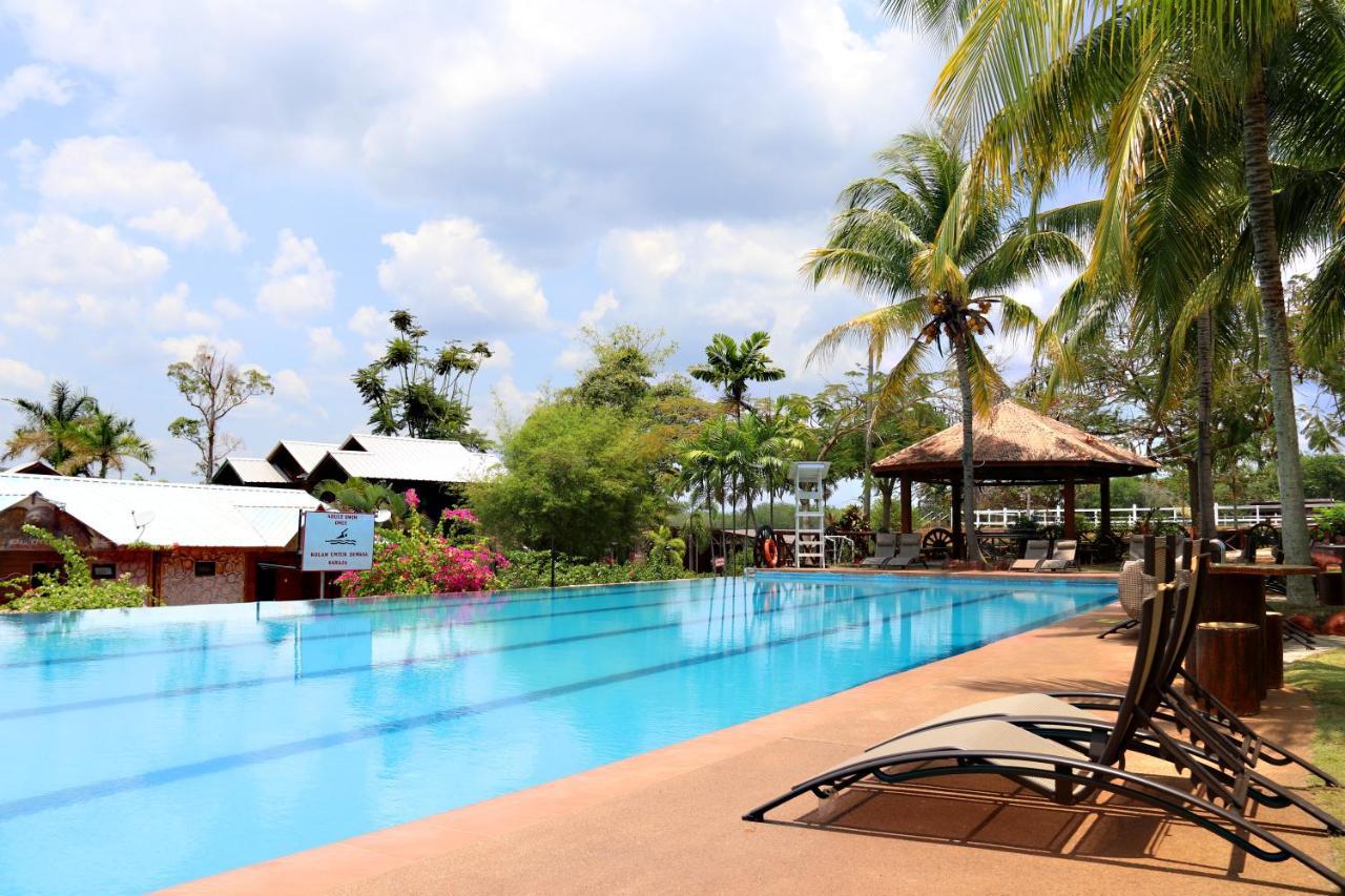 Eagle Ranch Resort Port Dickson Exterior photo
